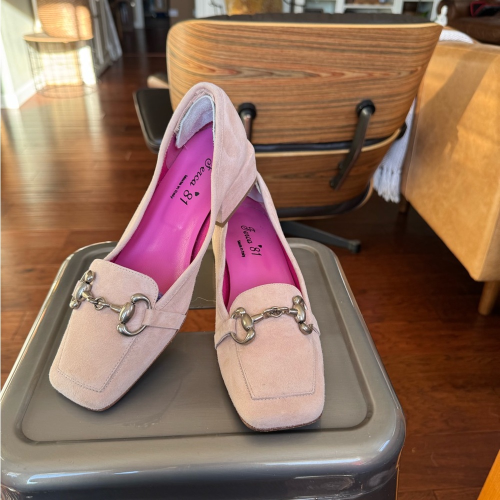 Ferca 81 Blush Pink Suede Loafers